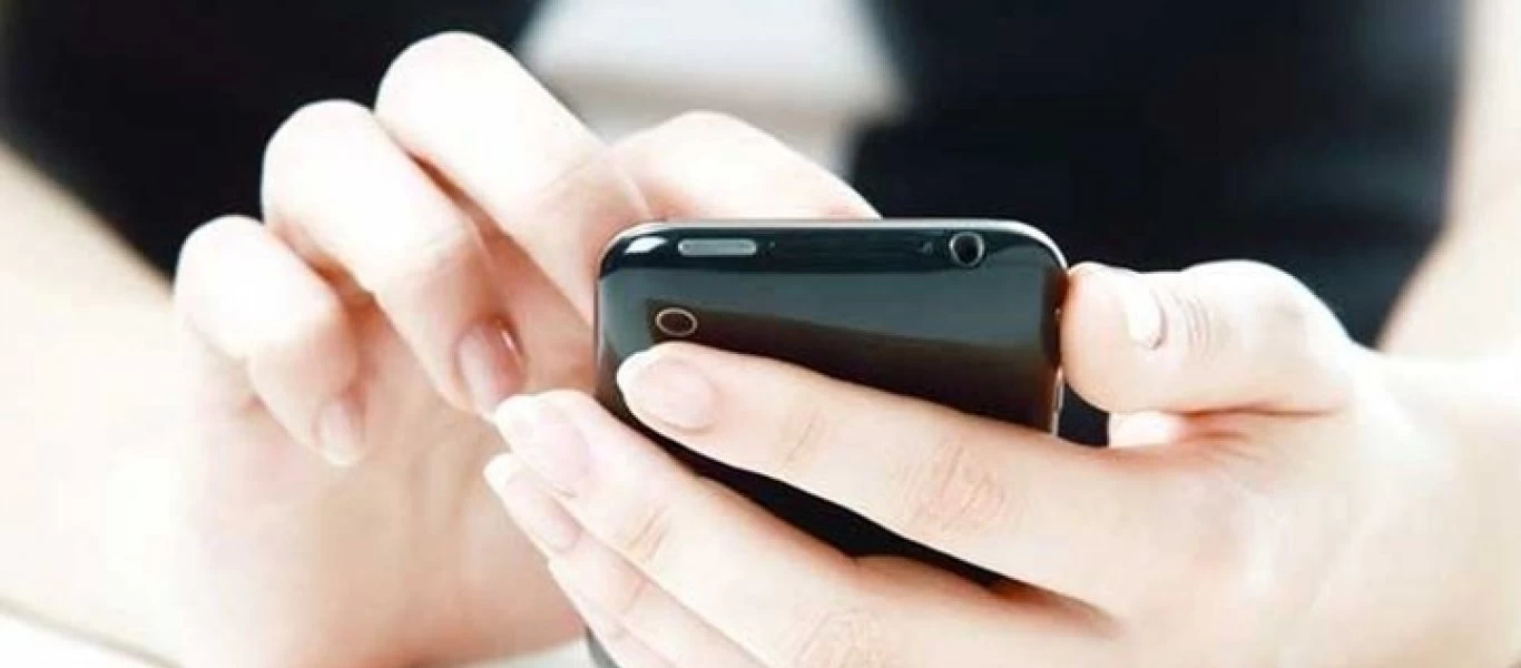 Γιατί περπατάμε ασυναίσθητα όταν μιλάμε στο τηλέφωνο;